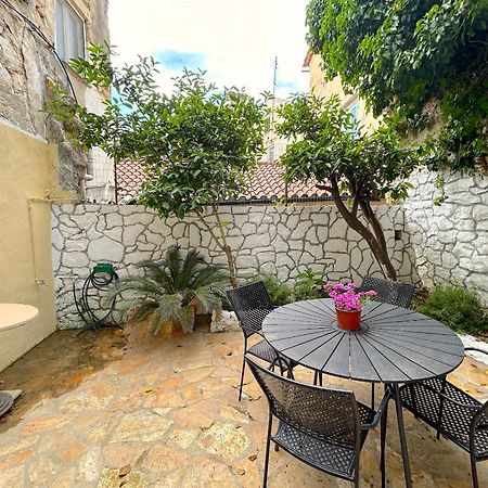 Traditional House With Ivy Garden Corfu  Bagian luar foto